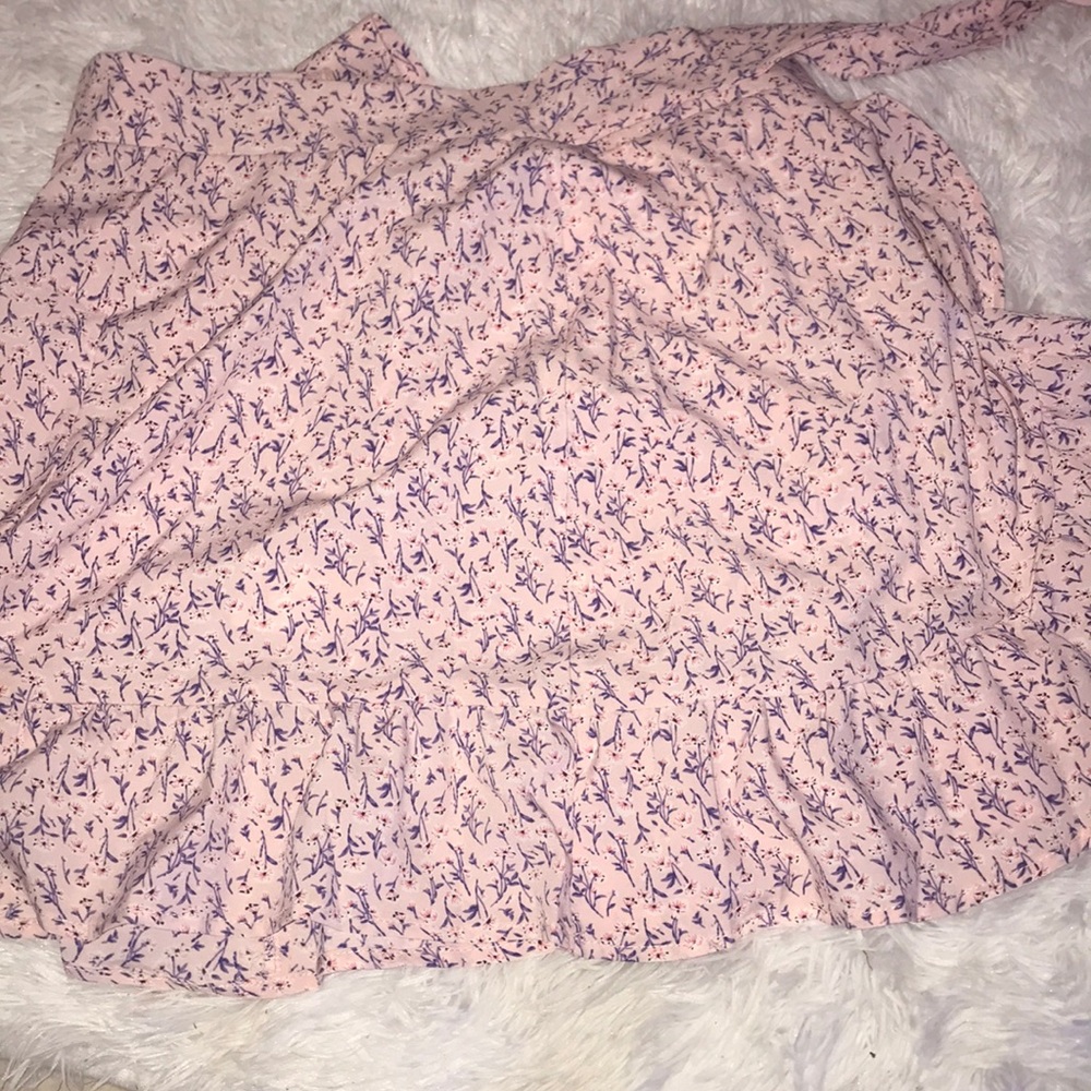 pink skirt